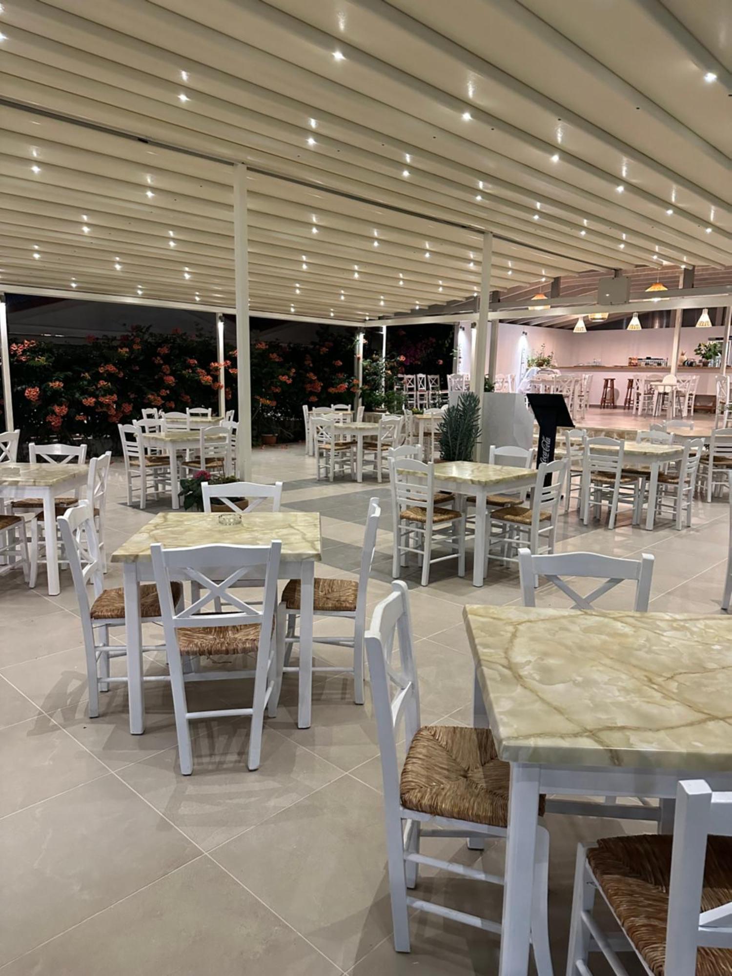 Mirto Beach Hotel&Restaurant Paralia Vrachou Exterior foto