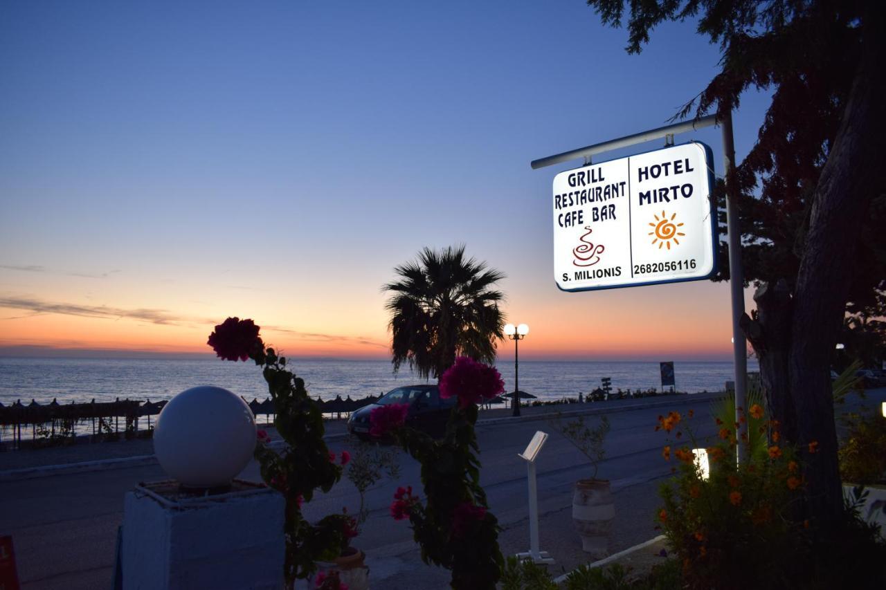 Mirto Beach Hotel&Restaurant Paralia Vrachou Exterior foto
